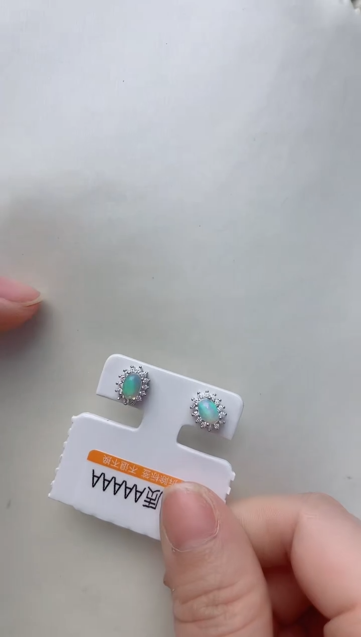 【闪购商品】欧泊ERD银S925镶嵌A24耳钉