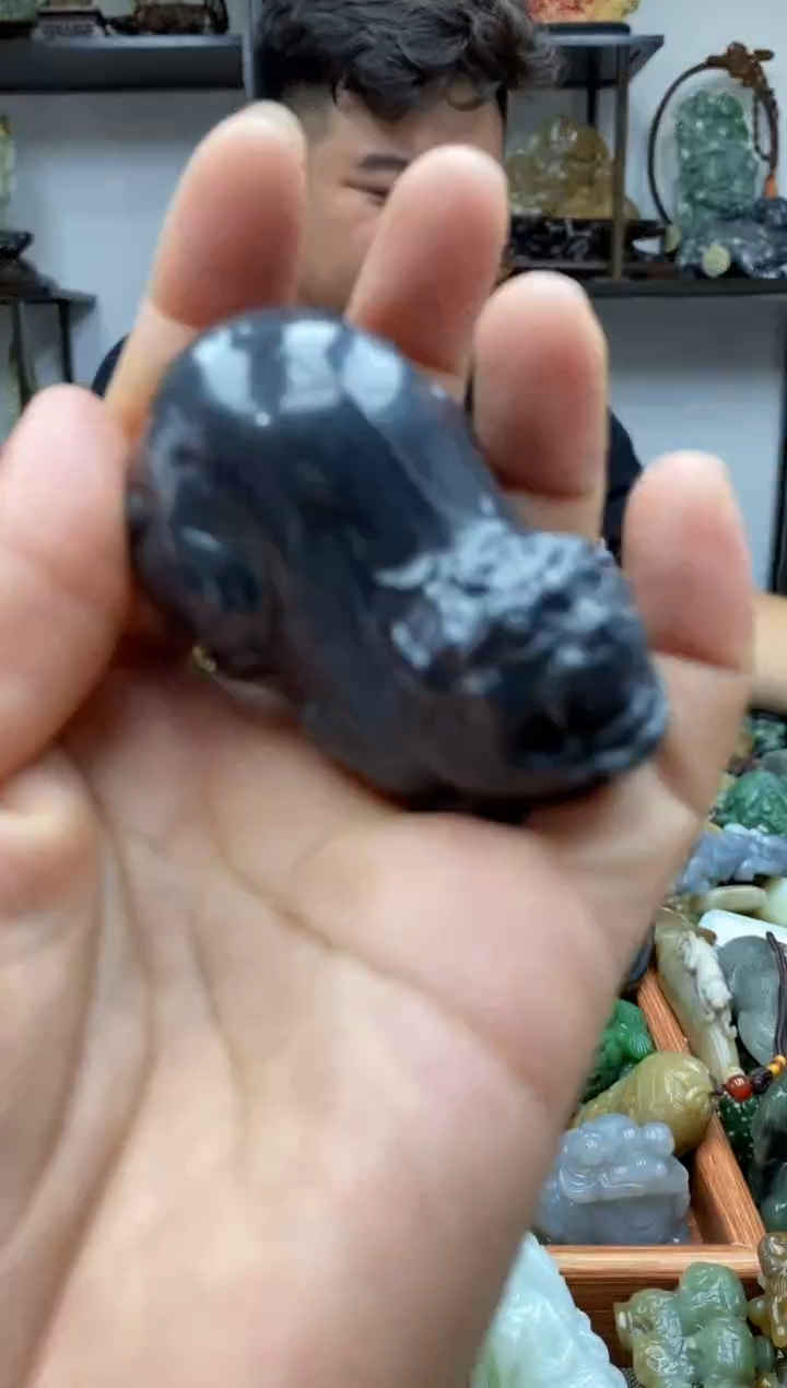 和田玉未镶嵌把件1