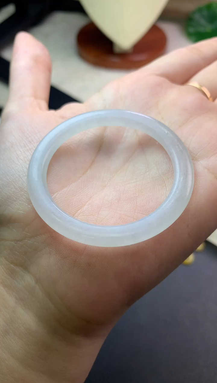 未镶嵌定制翡翠毛货