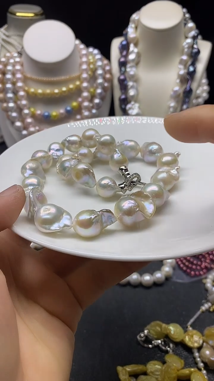 颈饰未镶嵌淡水珍珠多人