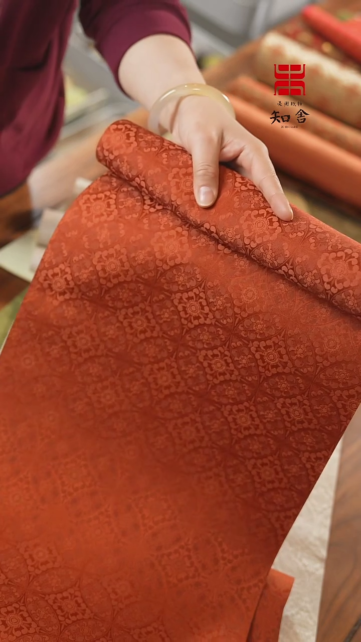 【闪购商品】织绣29-200··········