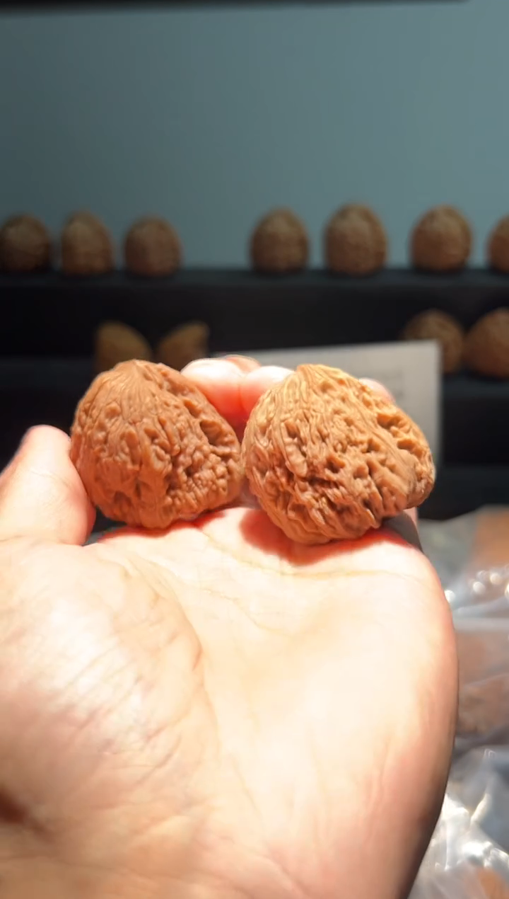 把件文玩核桃L**n9.9南疆