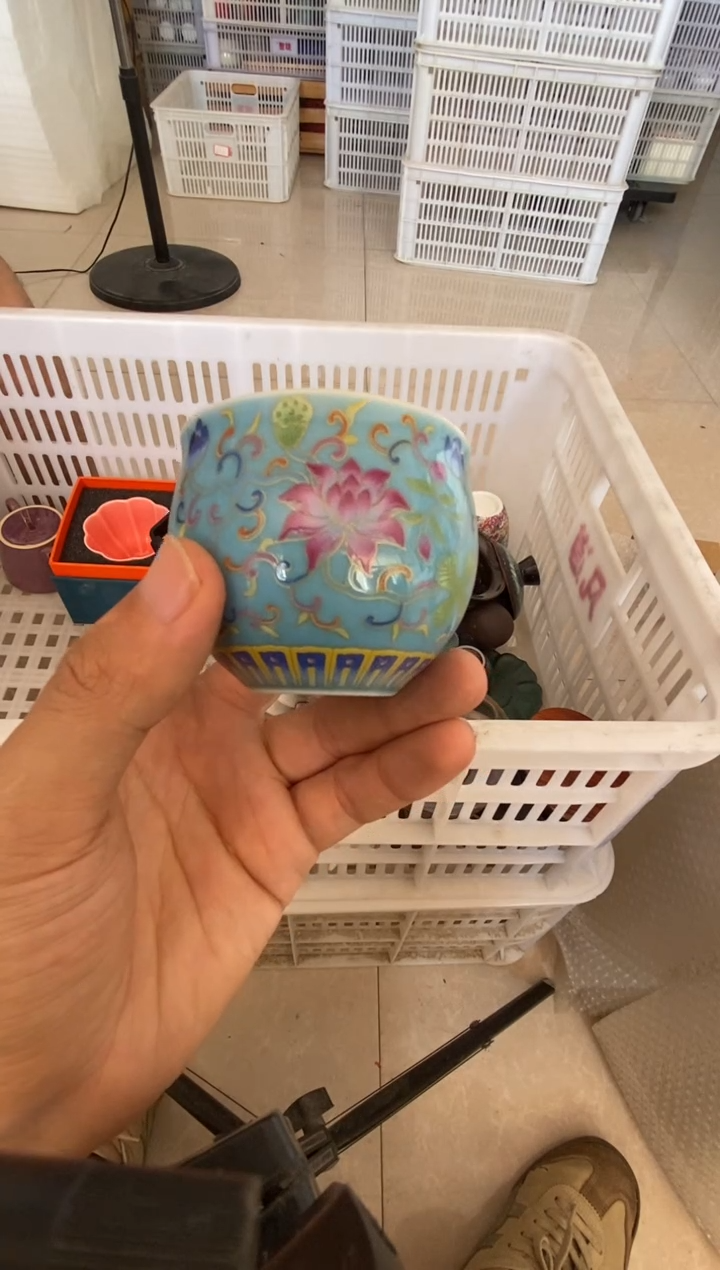 杯无运费险有瑕疵的摄影的产品有使用过的痕迹有点脏介意勿拍