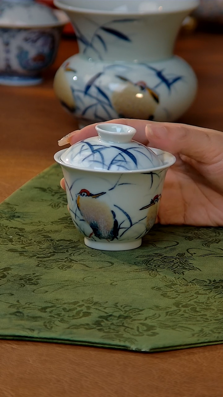 李华手绘青花花釉鹭鸶盖碗