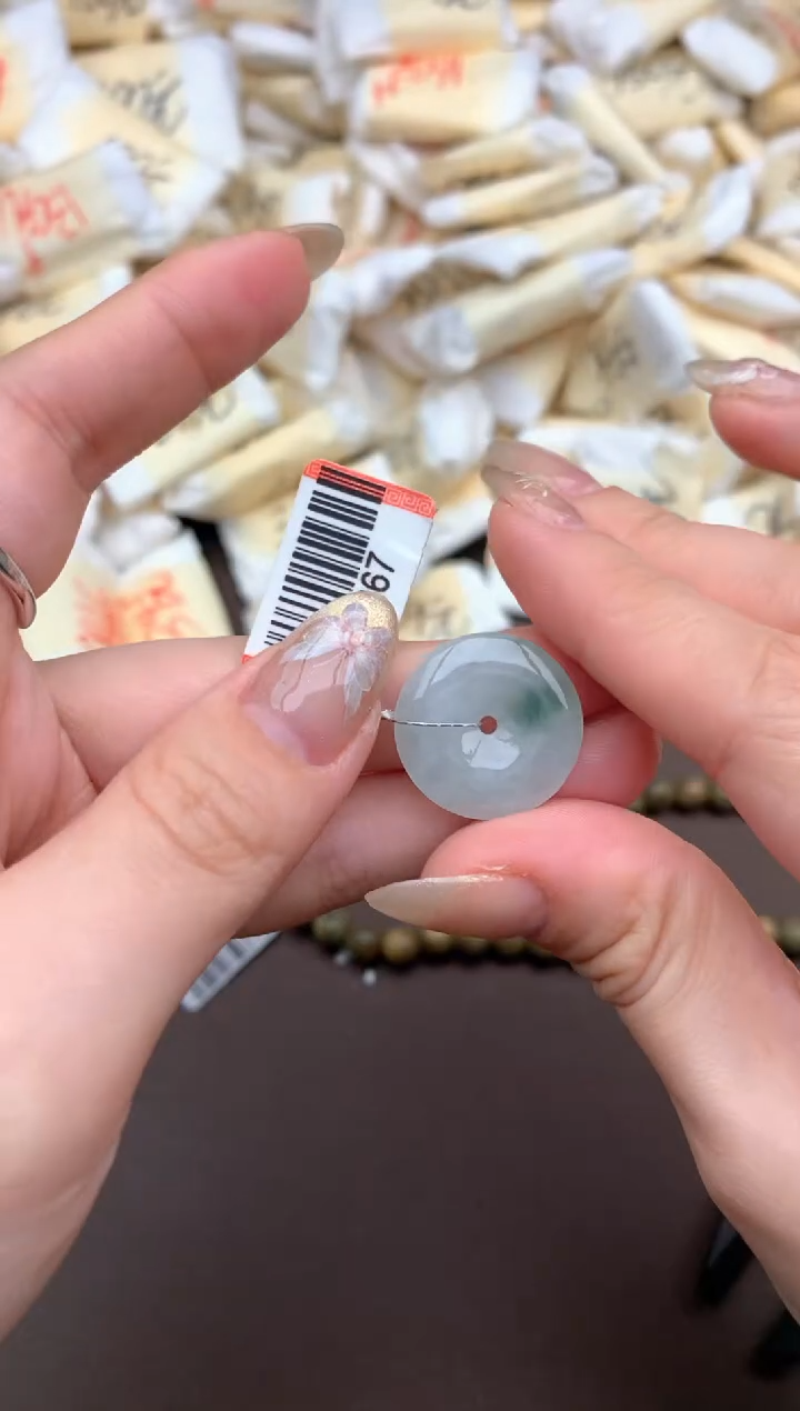 【闪购商品】翡翠挂件未镶嵌—