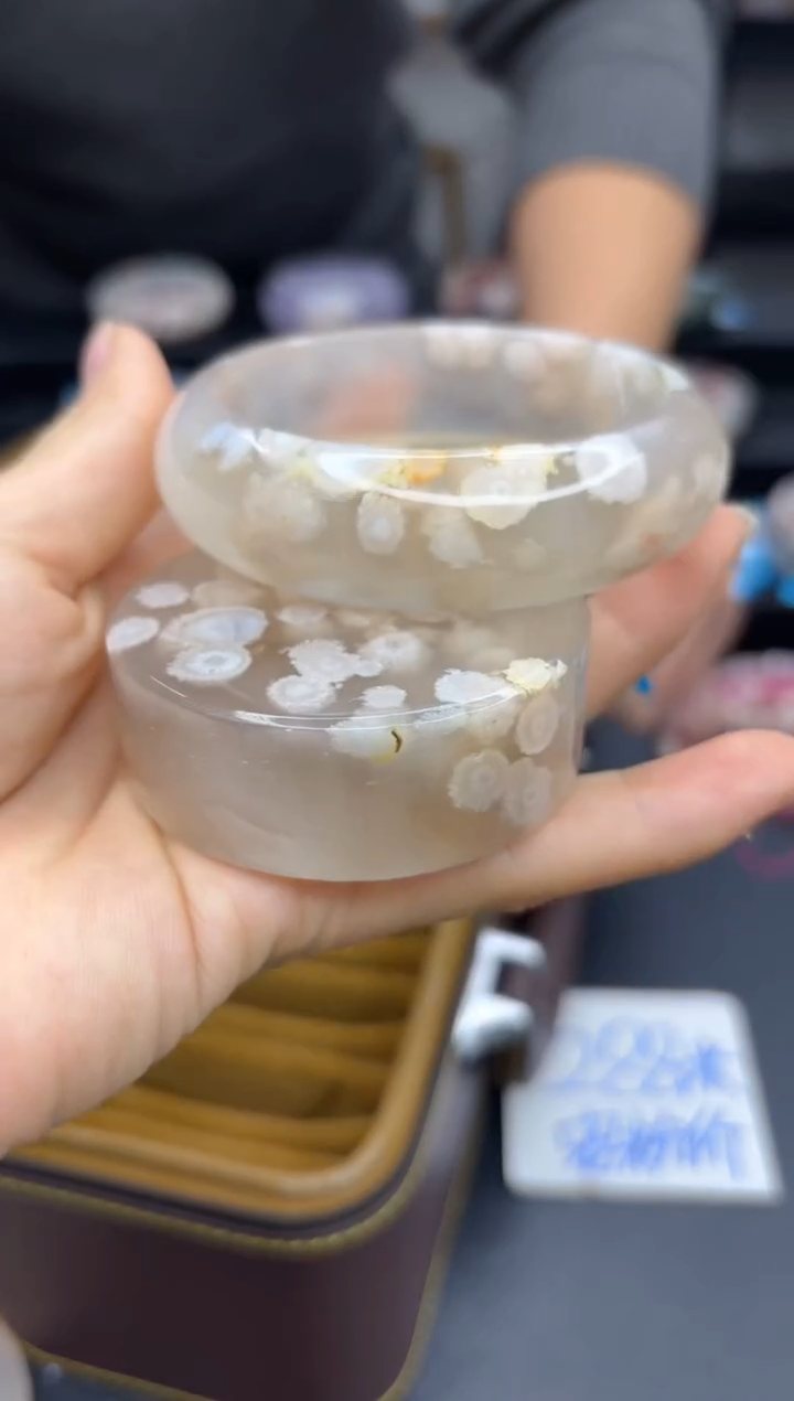 【闪购商品】石英质玉手镯未镶嵌A12(60圈赠送镯心)