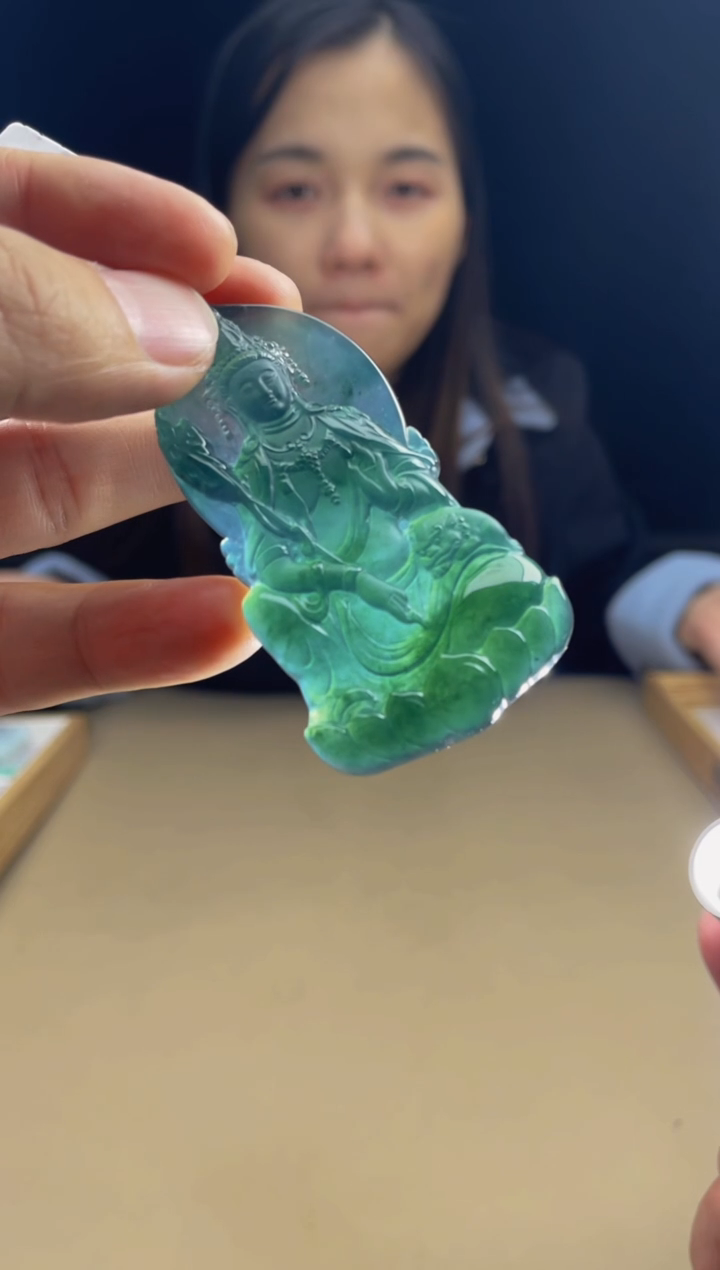 【闪购商品】定制翡翠未镶嵌    2582