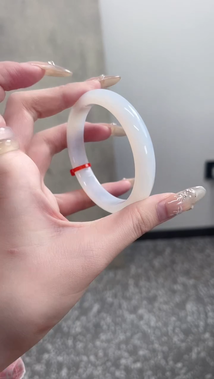 【闪购商品】玛瑙/玉髓手镯未镶嵌56-57圈需要包容