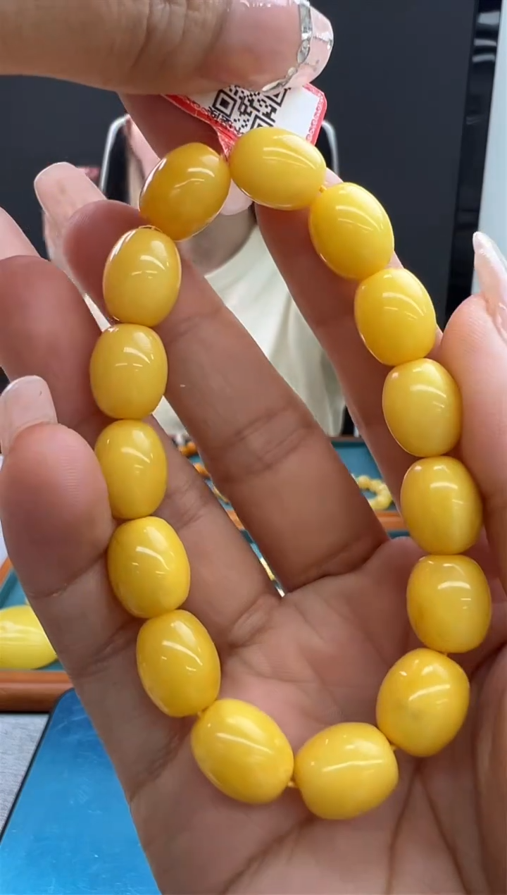 【闪购商品】琥珀手链未镶嵌41秒拍号