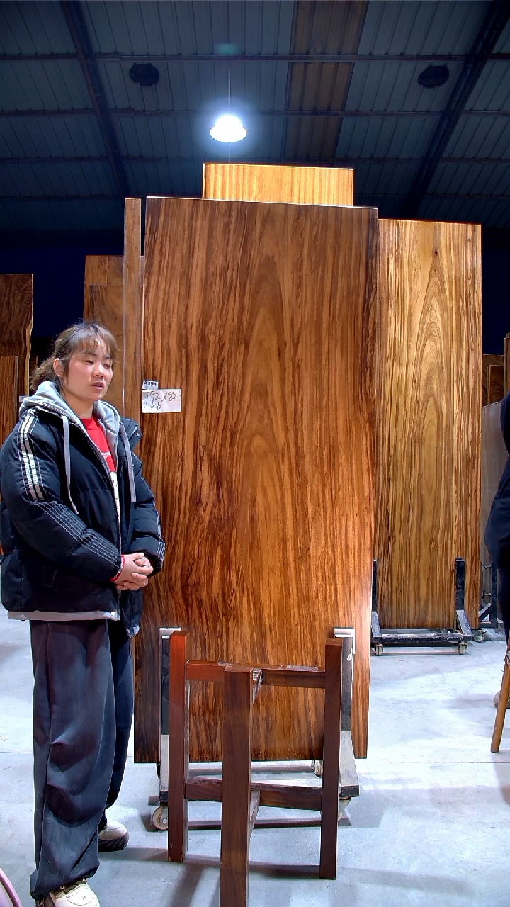 【闪购商品】木木艺乌金A394-192-82-6