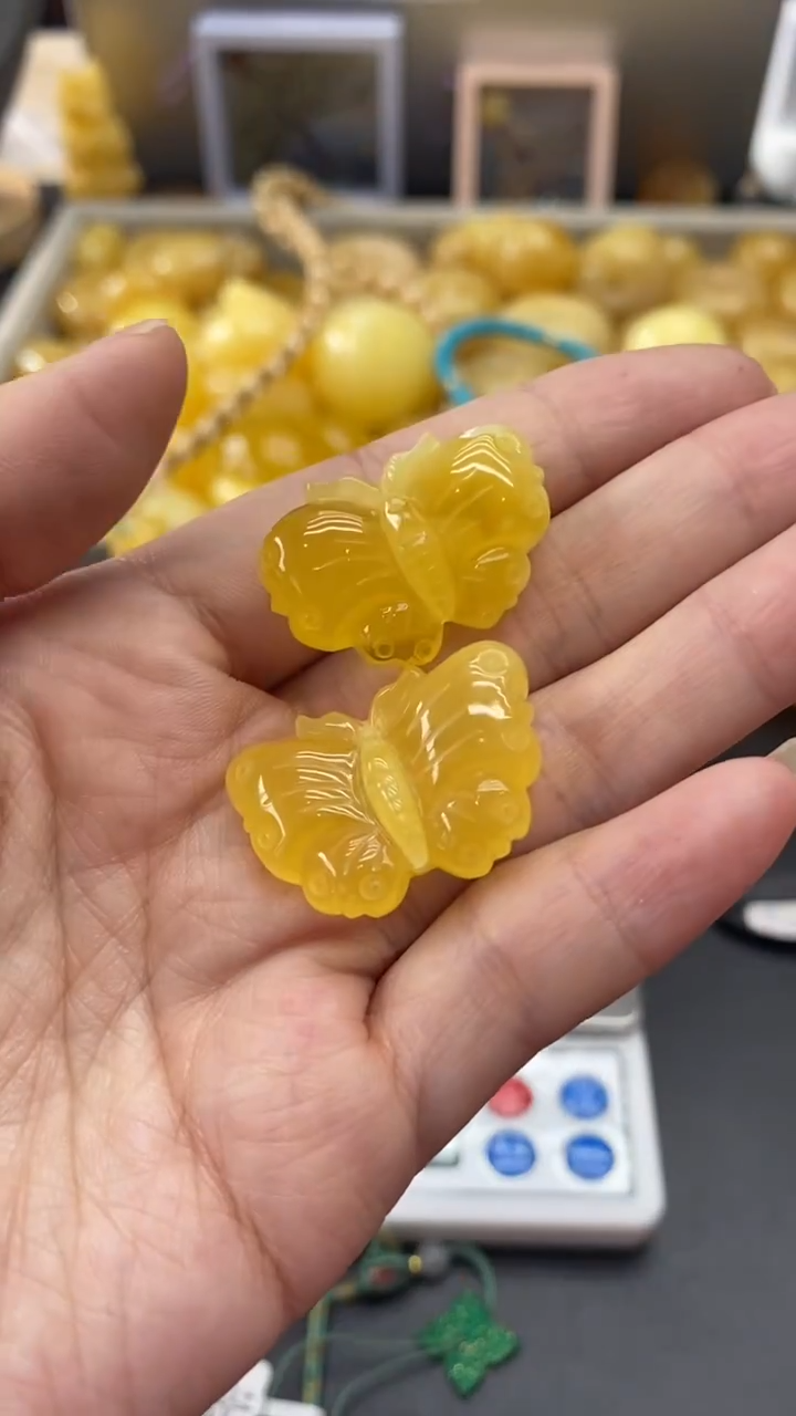 琥珀未镶嵌珠宝奇石2988多样性发其一默认有瑕