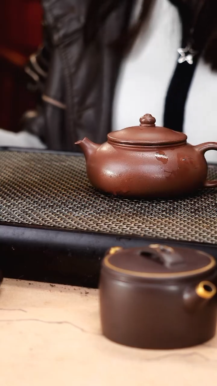 茶壶紫砂底槽清精工寒江160cc