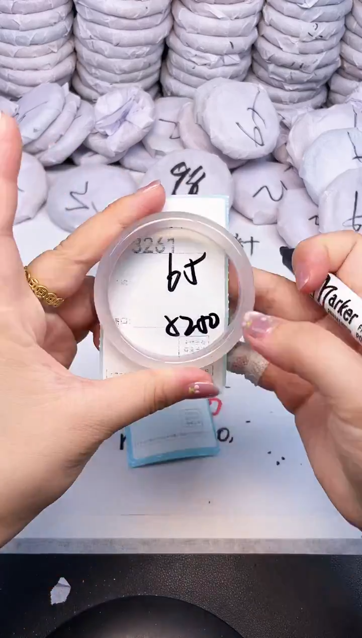 手镯玛瑙/玉髓未镶嵌3261