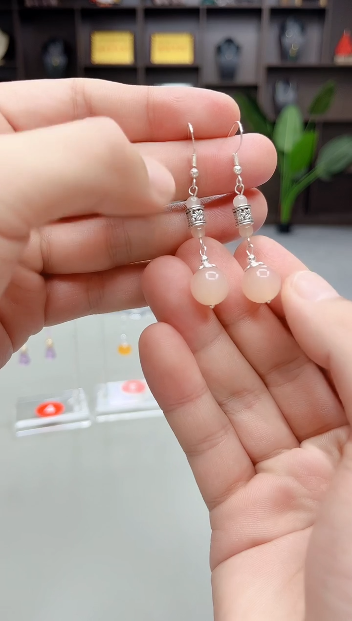 未镶嵌耳饰玛瑙/玉髓338000