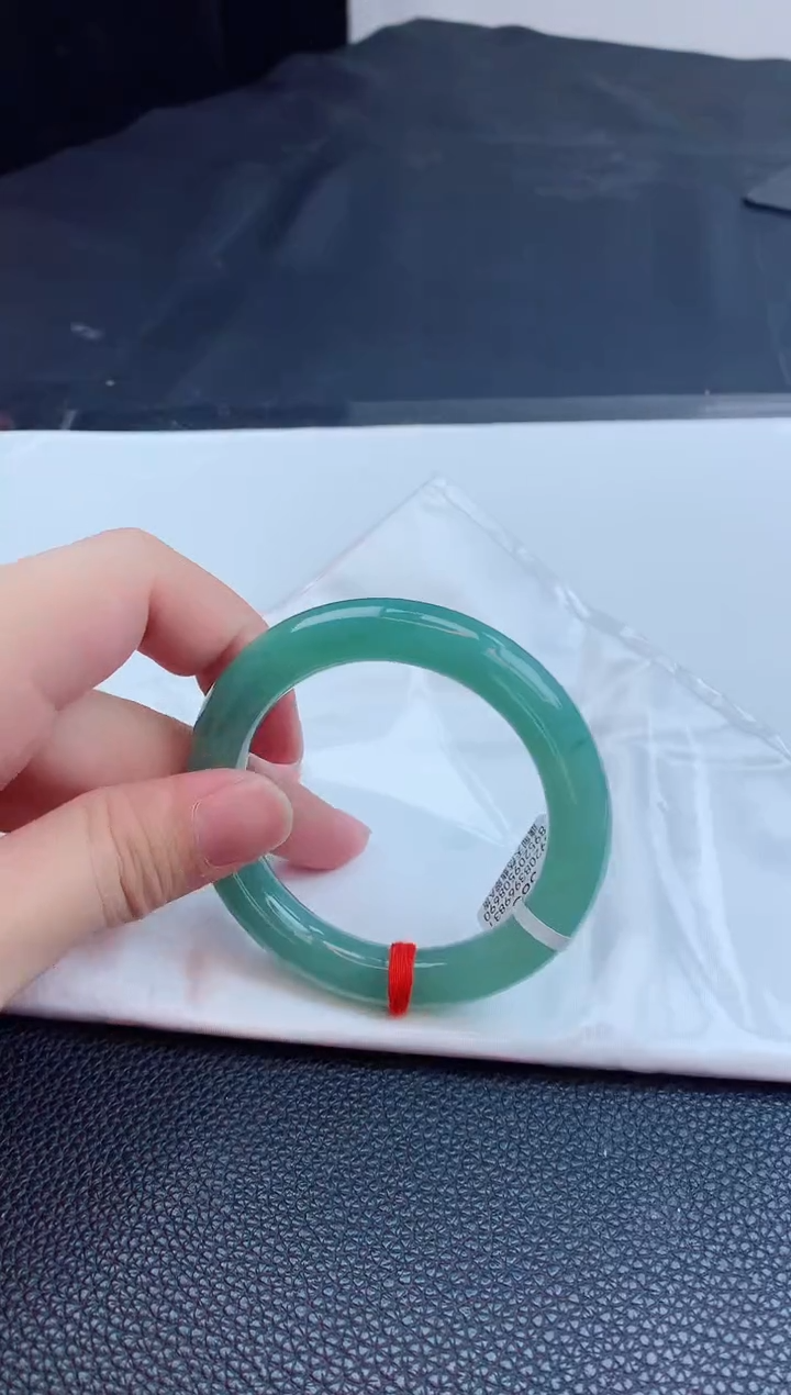 翡翠未镶嵌手镯缅甸天然翡翠A货手镯