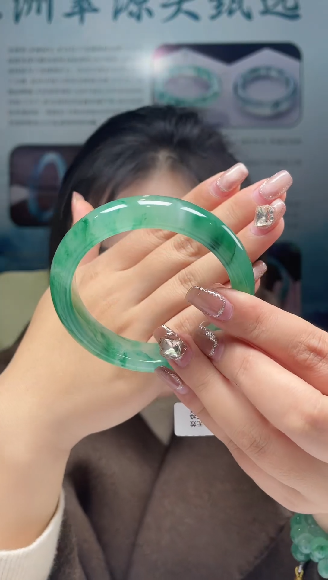 【闪购商品】石英质玉手镯未镶嵌非洲翠手镯多样性发货