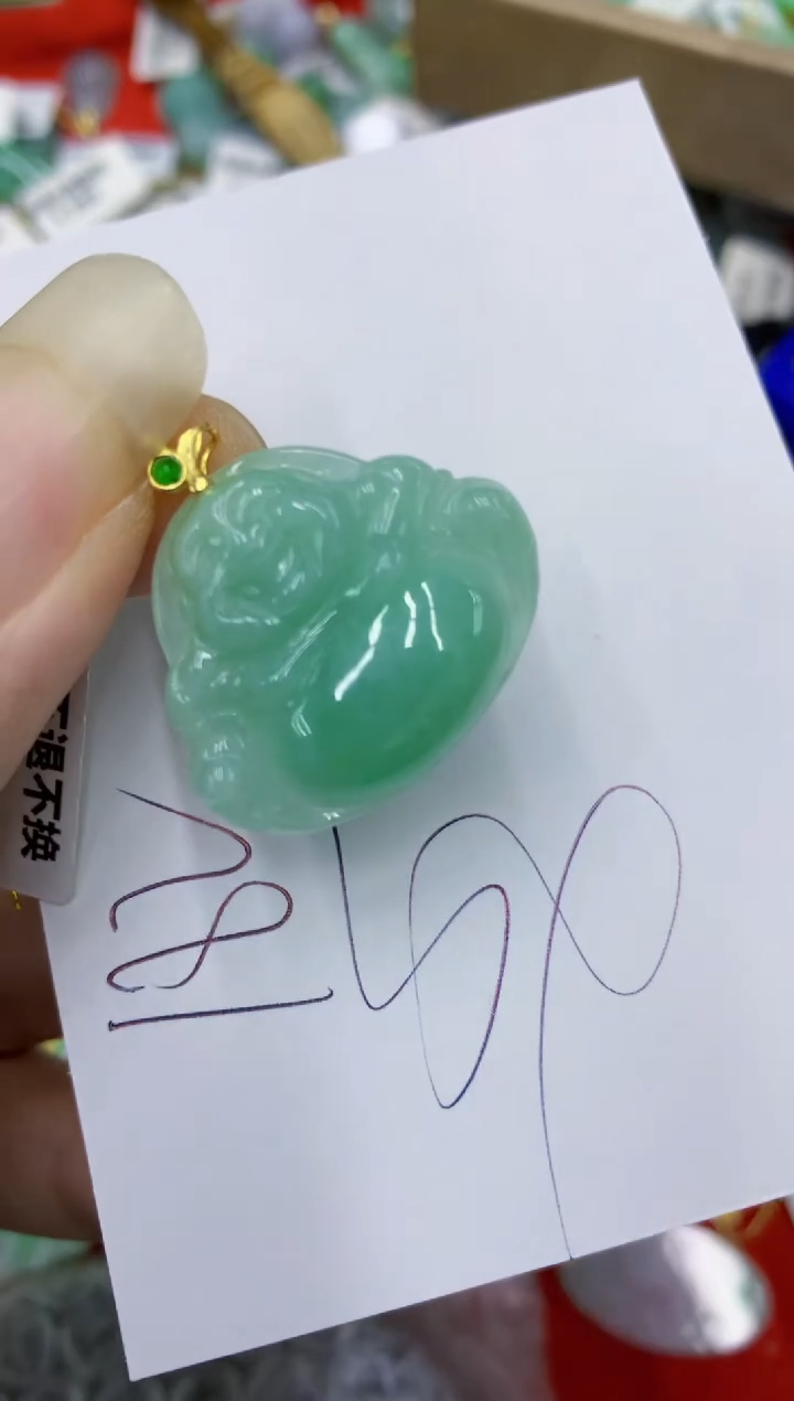 翡翠未镶嵌颈饰1111111111