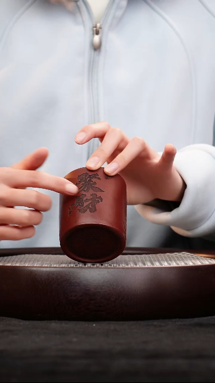 茶壶紫砂宜兴紫砂天王聚财杯