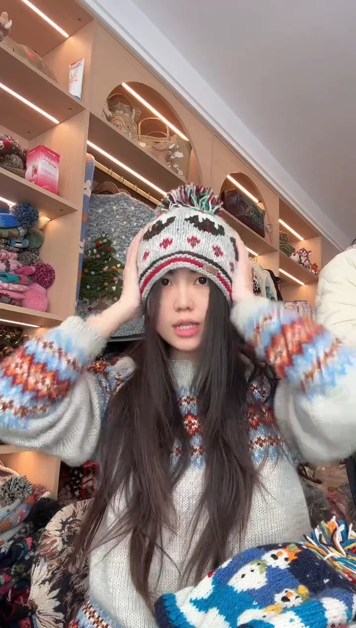 羊毛  小蛋糕帽  