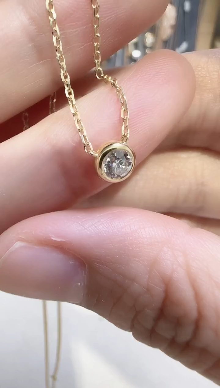 【闪购商品】天然钻石套链18K金镶嵌多样性发货发其一