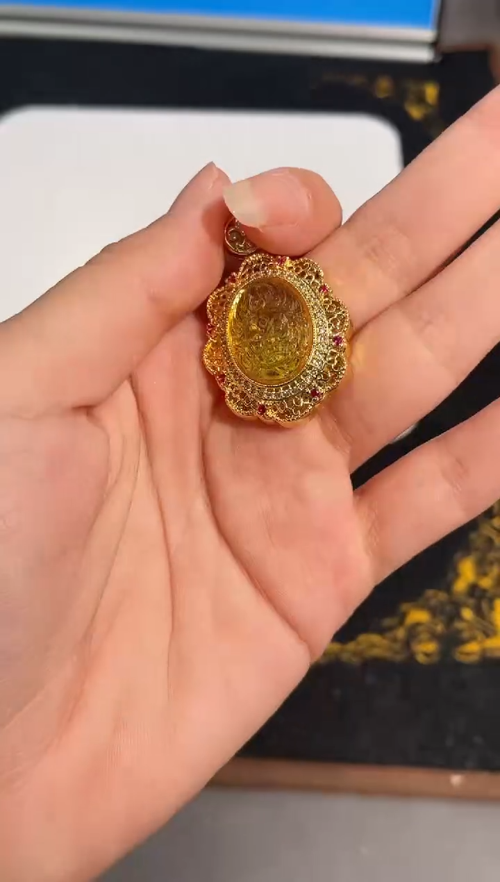 未镶嵌手链水晶1号金珀大黑天吊坠