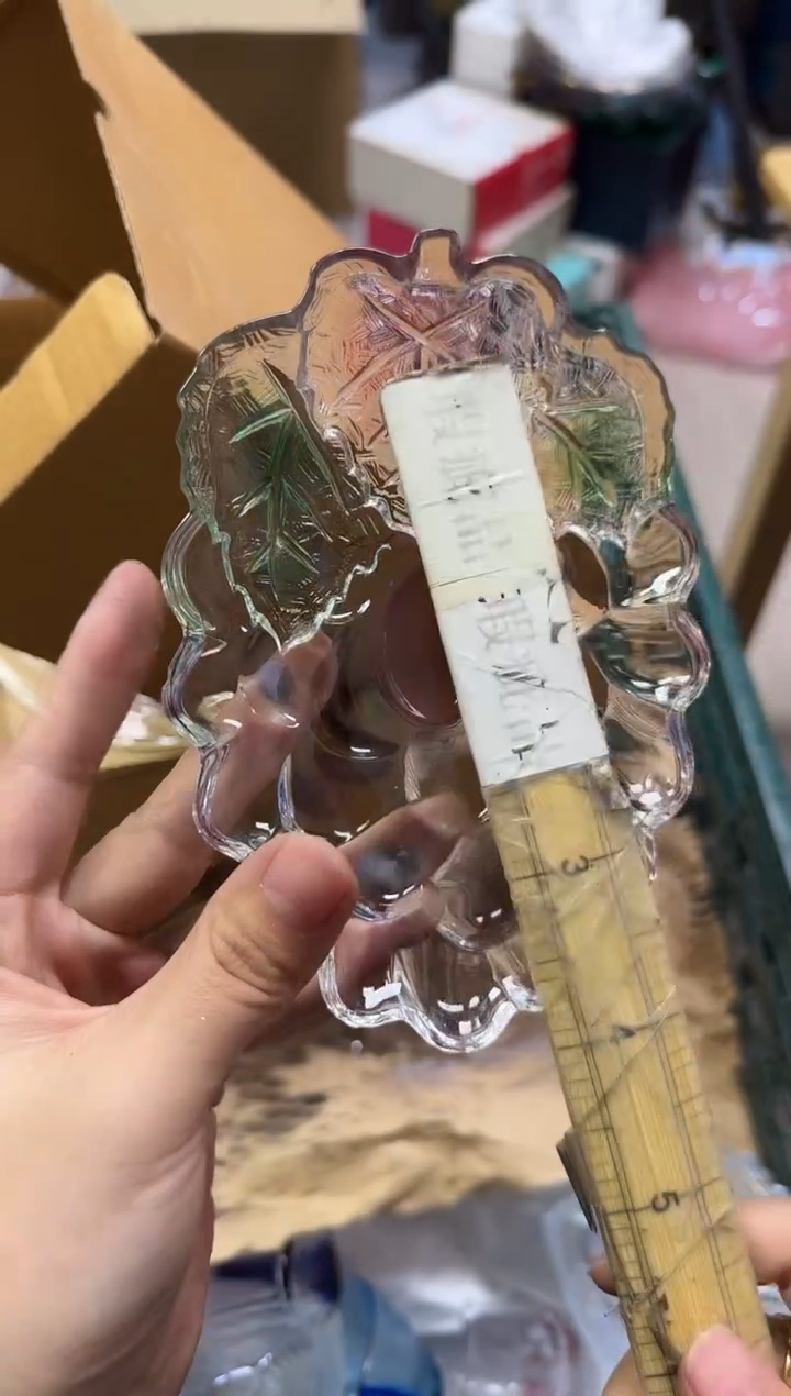 手工艺品玻璃M****o657