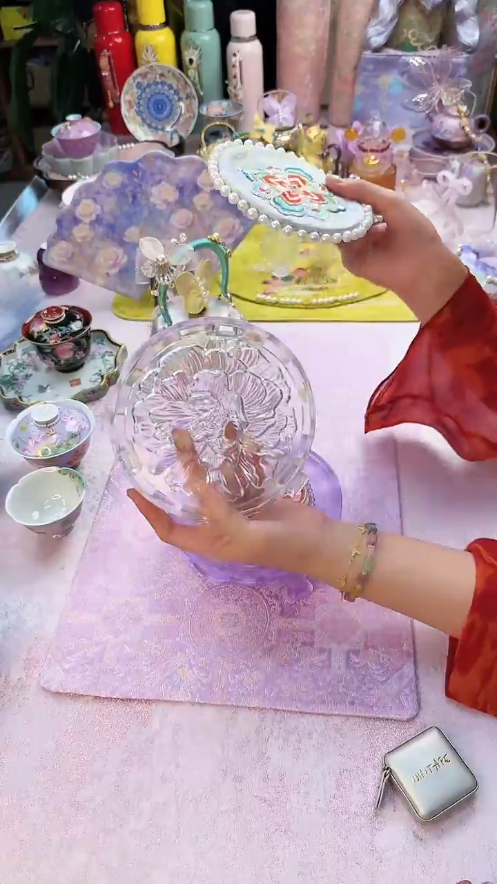 31卡普拉 琉璃壶承