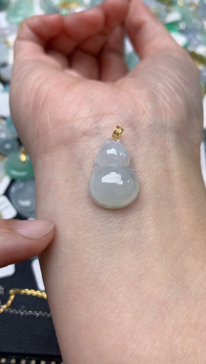 颈饰18K金镶嵌翡翠天然缅甸A货翡翠