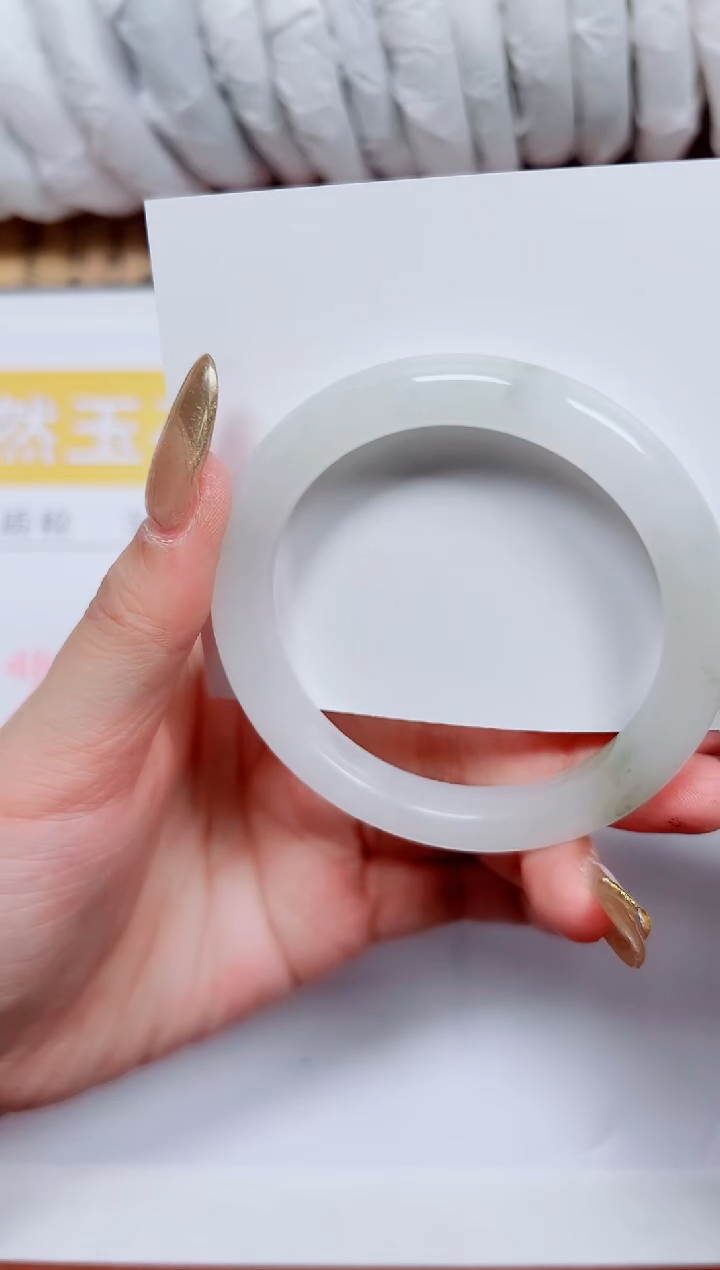 【闪购商品】石英质玉手镯未镶嵌K176-53