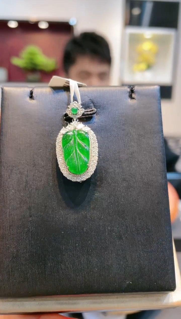 【闪购商品】翡翠颈饰未镶嵌A15天然A货翡翠吊坠（不含链）