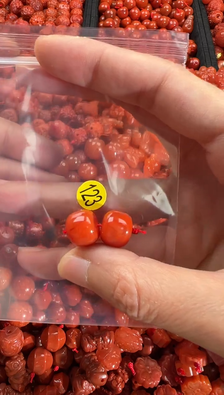 【闪购商品】南红玛瑙颈饰未镶嵌1
