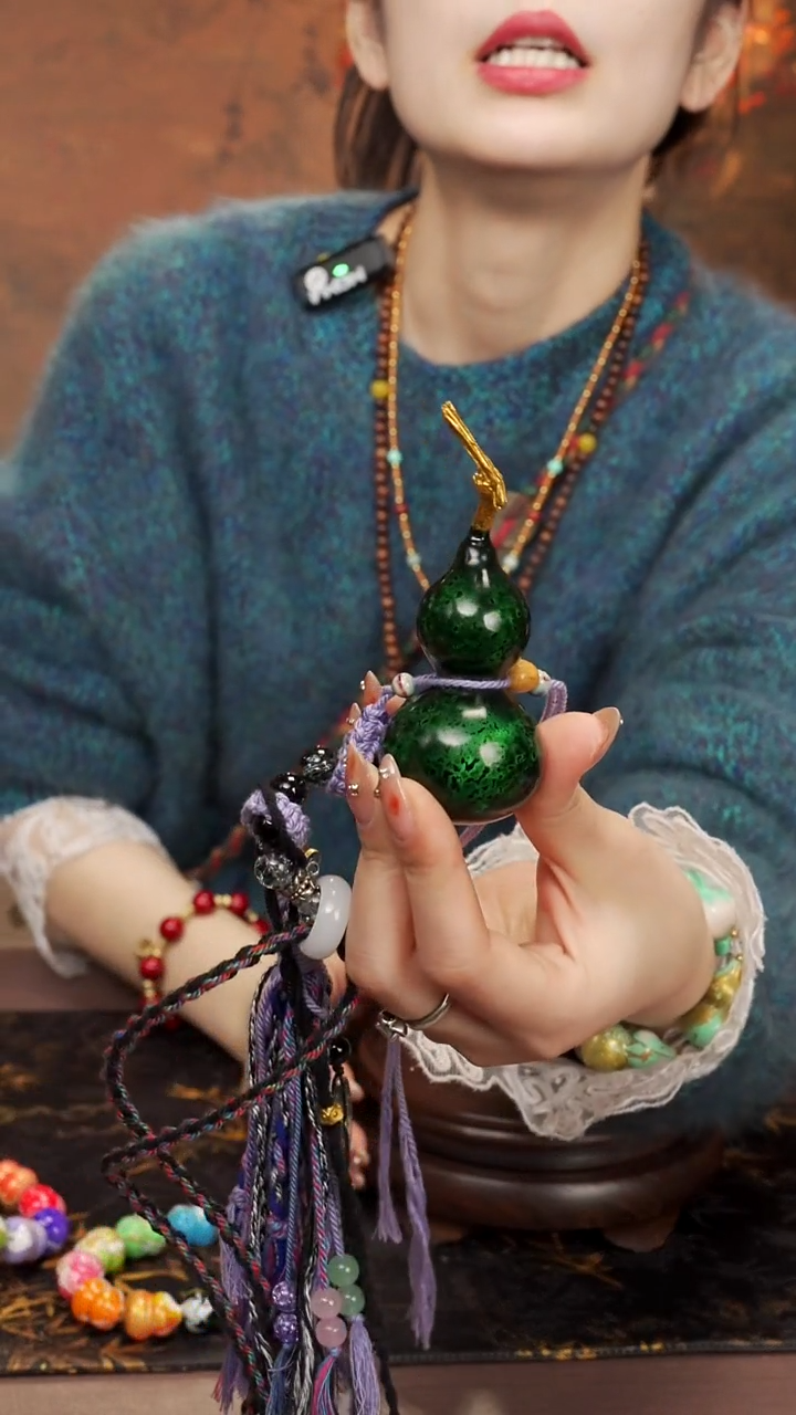 105 --大漆车挂小葫芦-158