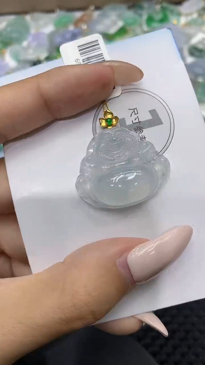 颈饰18K金镶嵌翡翠111111111111