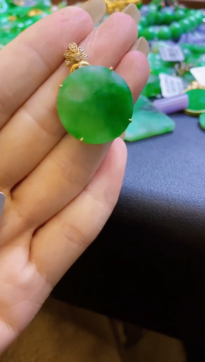 【闪购商品】定制翡翠18K金镶嵌圆牌