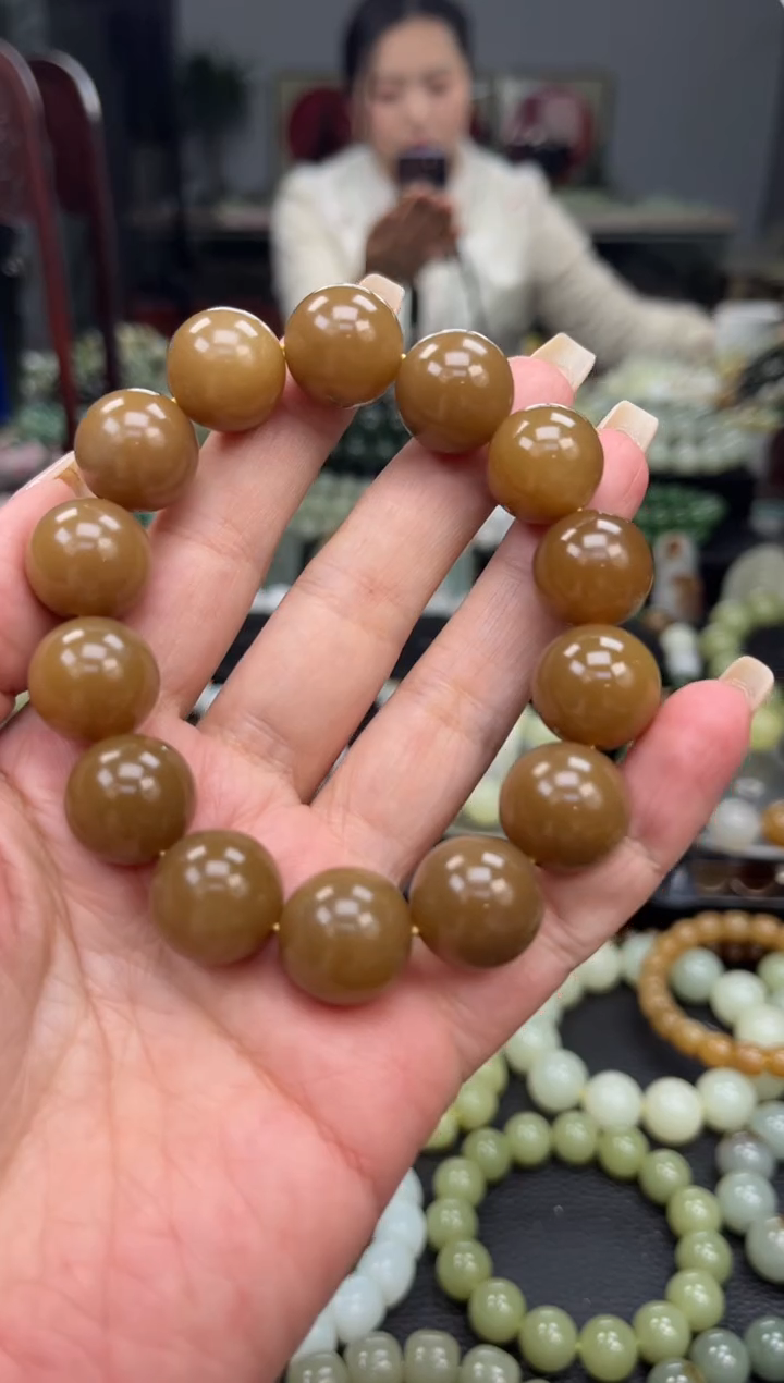 【闪购商品】和田玉手串未镶嵌新疆且末红糖卡16