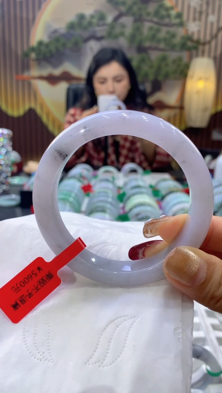 【闪购商品】翡翠手镯未镶嵌多人01104