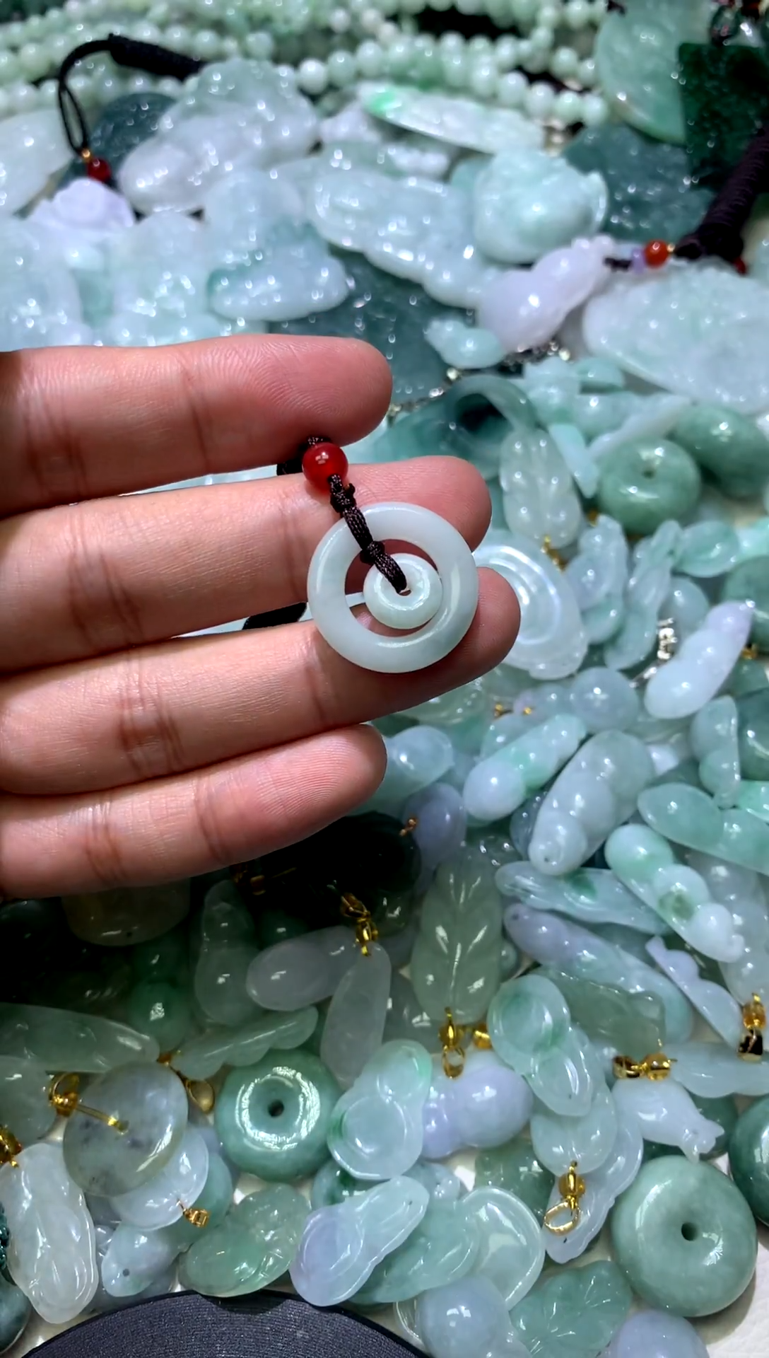 颈饰未镶嵌翡翠1