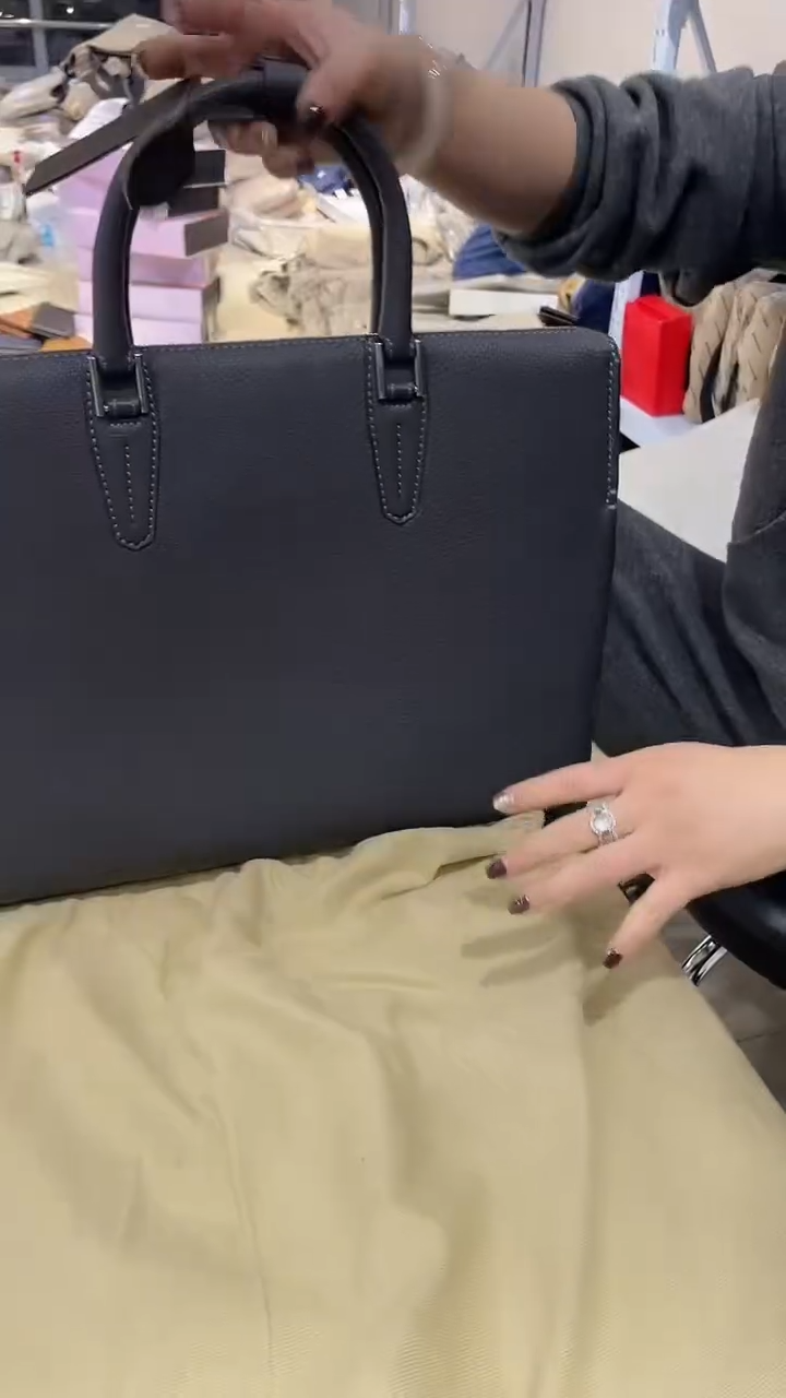 头层牛皮976品牌男包清货中（不要卡单，理性消费）