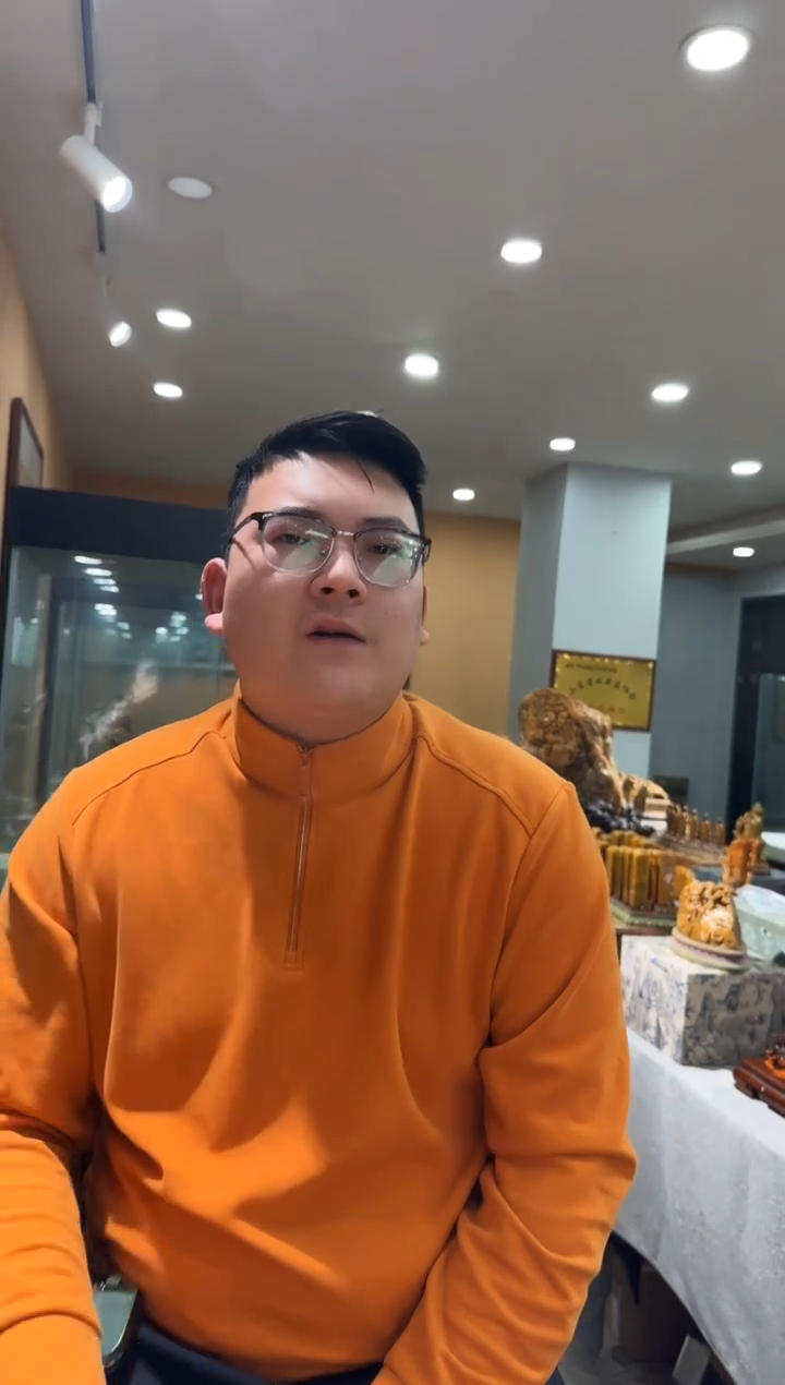 铜新****格1111111111111