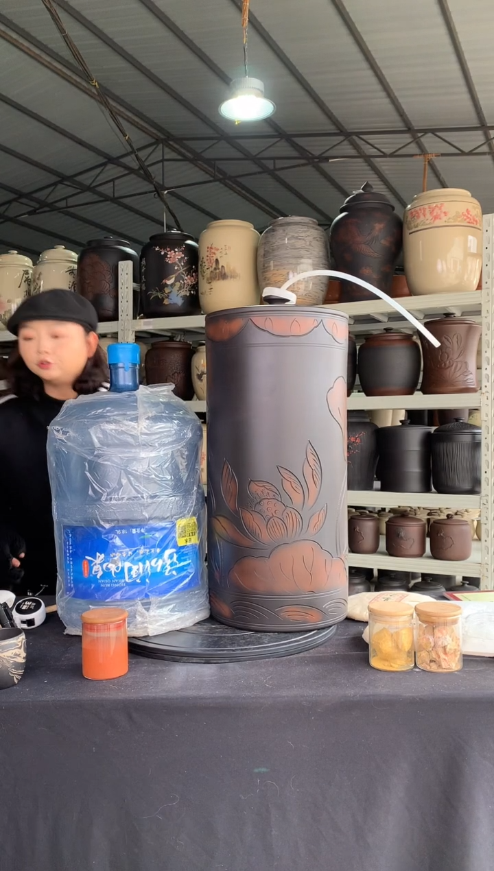 【闪购商品】罐高度59宽度26直筒储水罐20L