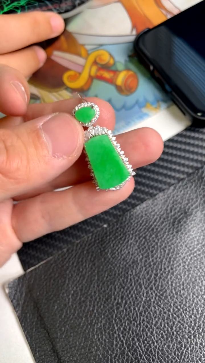 【闪购商品】翡翠吊坠(不含链)银S925镶嵌吊坠