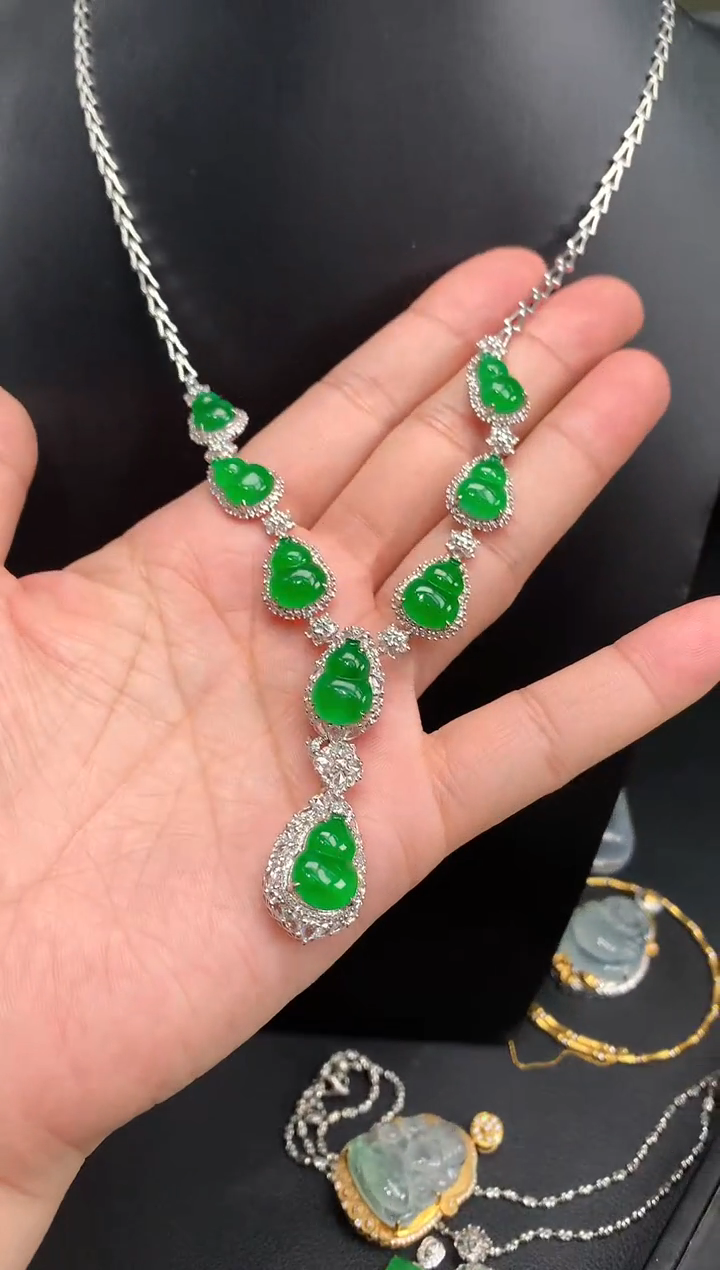 【闪购商品】翡翠颈饰18K金镶嵌葫芦套链