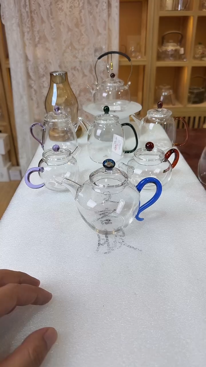 蓝色花语苹果壶。。。。