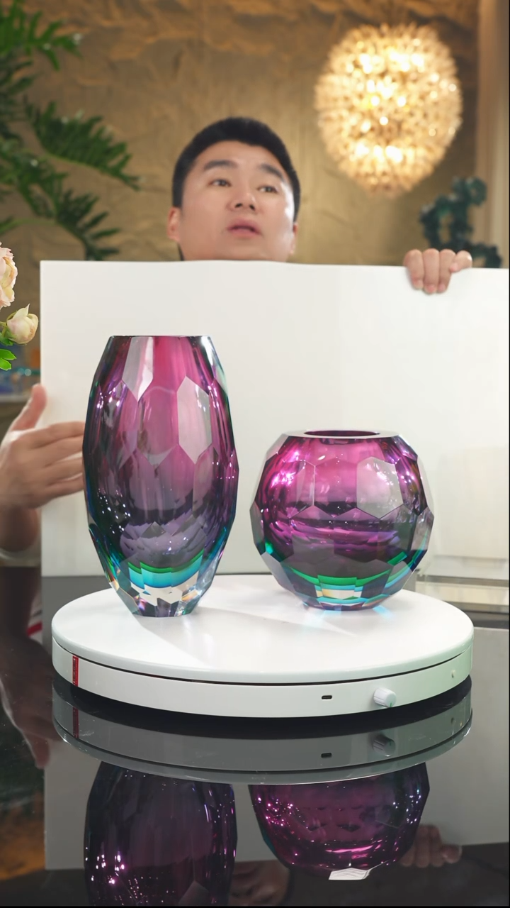 【闪购商品】瓷片福利三色切面花瓶一对