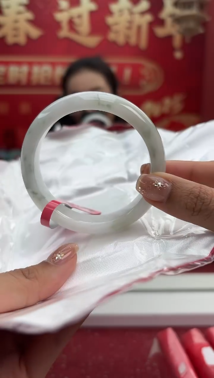 【闪购商品】翡翠手镯未镶嵌4手镯