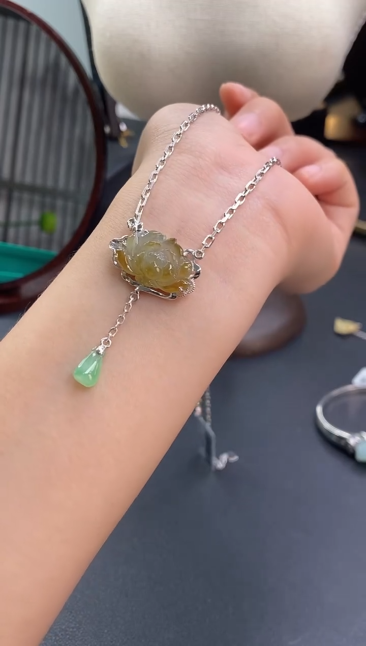 颈饰银S925镶嵌翡翠19253