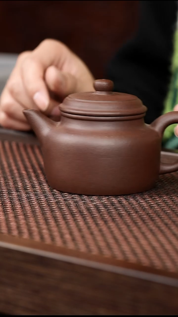 茶杯紫砂紫泥剑流德中