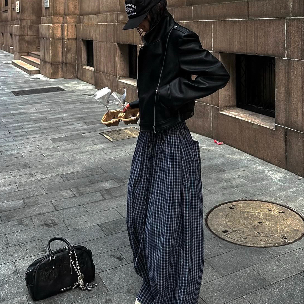 清壹家 秋冬新款小众高品质女装 简约设计感时尚百搭休闲上衣