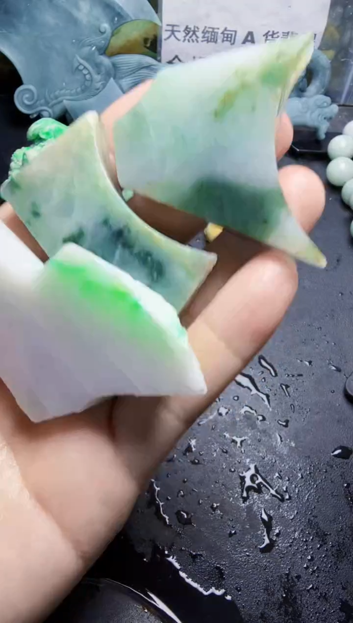 未镶嵌挂件翡翠天然翡翠023