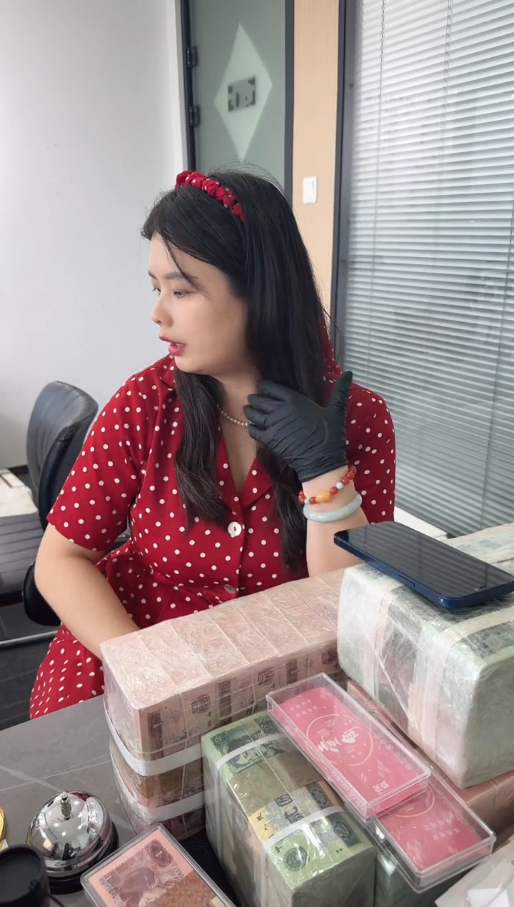福利整刀百张连号 保真 05 不挑号